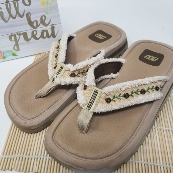 Skechers Tan Embroidered Sandals. - Picture 5 of 14